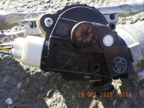 Front wiper motor TOYOTA YARIS (_P13_) 1.5 Hybrid (NHP130_, NHP130) | BP29914120M29