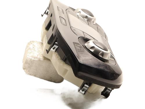 Climate control NISSAN JUKE (F15) 1.2 DIG-T | BP30155704I5