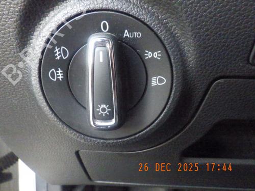 Forlygtekontakt SEAT ARONA (KJ7, KJP) 1.0 TSI (95 hp) 31172014