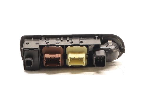 Left front window switch RENAULT CAPTUR I (J5_, H5_) 1.2 TCe 120 | BP29960937I27