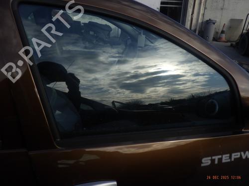Dør rude højre foran DACIA SANDERO 1.5 dCi (68 hp) 31160124