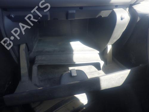 glove-box-renault-trafic-iii-van-fg_-2014-36571707 main image