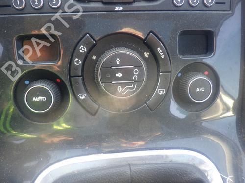 Used Climate control Climate control 38271779 38271779