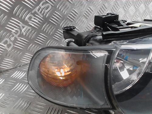 Used Right headlight Right headlight BMW 3 Compact (E46) 320 td (150 hp) 24286479 24286479