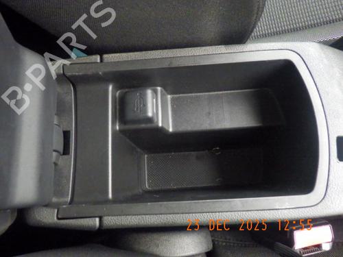 Used Armrest / Center console Armrest / Center console PEUGEOT 308 SW I (4E_, 4H_) 1.6 HDi (92 hp) 31149485 31149485