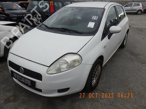 Brukte deler til FIAT GRANDE PUNTO (199_) 1.2 (65 hp) 4373089