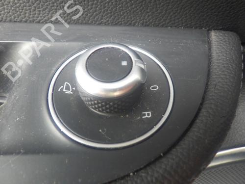 mirror-switch-alfa-romeo-giulia-952_-2015-32853477 main image