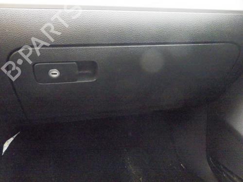 Used Glove box VW GOLF VI (5K1) 1.4 TSI (122 hp) 30411573