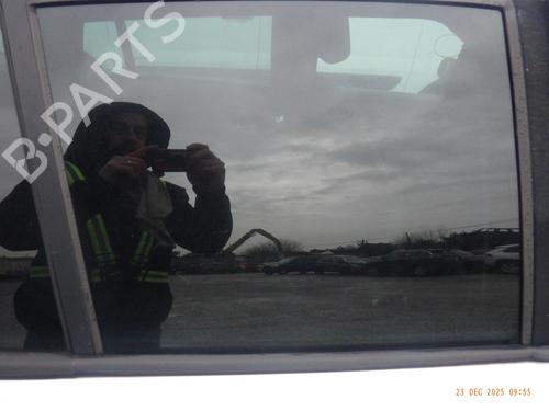 Luna trasera derecha RENAULT CLIO III Grandtour (KR0/1_) 1.5 dCi (KR0G) (68 hp) 31129395