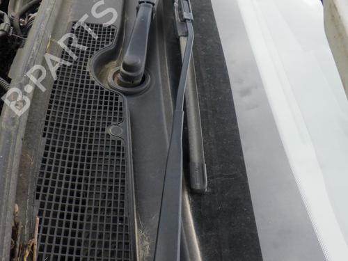 Vindrute viskerarm RENAULT MEGANE III Hatchback (BZ0/1_, B3_) 1.5 dCi (BZ0C) (90 hp) 24286757