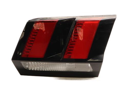 Used Right tailgate light PEUGEOT 3008 II SUV (MC_, MR_, MJ_, M4_) 1.5 BlueHDi 130 (131 hp) 29563486