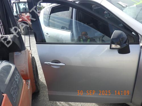 Right front door RENAULT SCÉNIC III (JZ0/1_) 1.6 dCi (JZ00, JZ12) | BP29281583C3 