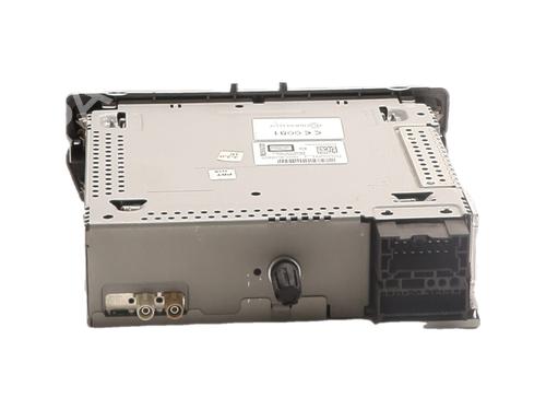 radio-renault-megane-iii-hatchback-bz01_-b3_-2008-39631015 main image