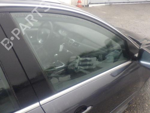 Dør rude højre foran Dør rude højre foran RENAULT LAGUNA III Grandtour (KT0/1) 2.0 dCi (KT01, KT08, KT09, KT0K, KT12, KT1D, KT1W) (150 hp) 33934094 33934094