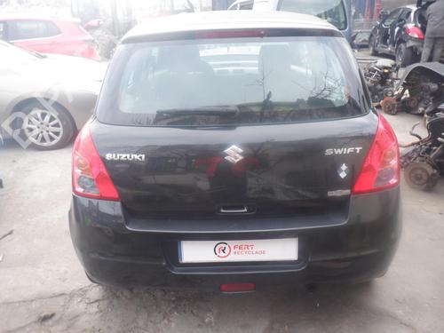 Left taillight SUZUKI SWIFT III (MZ, EZ) 1.3 DDiS (RS413D) | BP24286551C34 