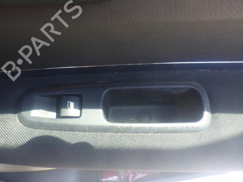 Venstre bagtil elrude kontakt Venstre bagtil elrude kontakt PEUGEOT 3008 I MPV (0U_) 1.6 HDi (109 hp) 37449466 37449466