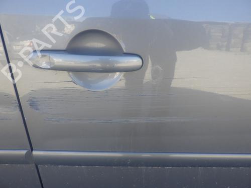 right-front-door-vw-touran-1t3-2010-2011-2012-2013-2014-2015-2016-34057642 main image