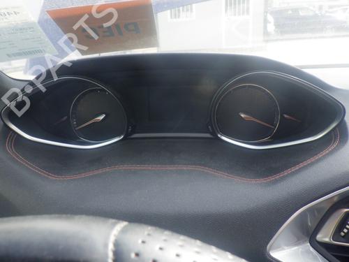 Used Instrument cluster Instrument cluster PEUGEOT 308 SW II (LC_, LJ_, LR_, LX_, L4_) 2.0 GT HDi 180 / BlueHDi 180 (181 hp) 33011796 33011796