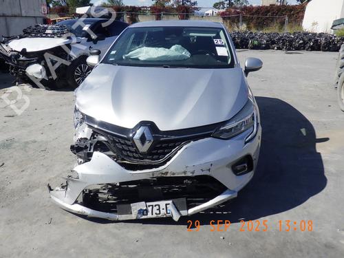 Brugte RENAULT CLIO V (B7_) 1.5 Blue dCi 85 (B7AG) (86 hp) 4405913