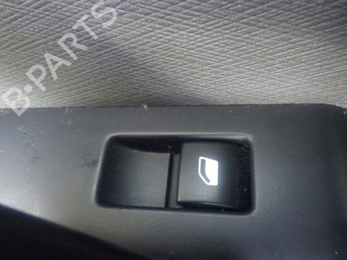 right-front-window-switch-citroen-c4-spacetourer-3d_-2018-33454292 main image