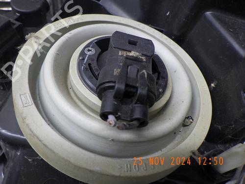 Right headlight LIGIER JS50 0.5 | BP37733461C29 - Image 6