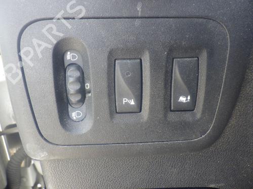 Interruttore luci Interruttore luci RENAULT MASTER III Van (FV) 2.3 dCi 170 FWD (FV0L) (170 hp) 34171630 34171630