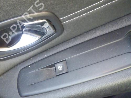 Used Right front window switch RENAULT GRAND SCÉNIC III (JZ0/1_) 1.6 dCi (JZ00, JZ12) (130 hp) 30701777