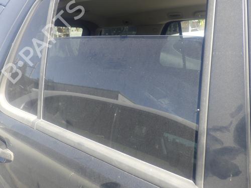 Used Rear right door window Rear right door window 37472634 37472634