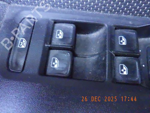 Used Left front window switch SEAT ARONA (KJ7, KJP) 1.0 TSI (95 hp) 31172022