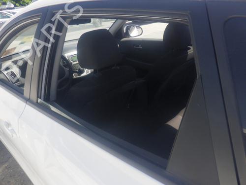 Used Rear left door window Rear left door window HYUNDAI i30 Estate (FD) 1.6 CRDi (90 hp) 34335761 34335761