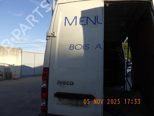 Venstre bagagerum dør IVECO DAILY V Van 29S13, 29L13, 35C13, 35S13, 40C13, 40S13 (126 hp) 30155705