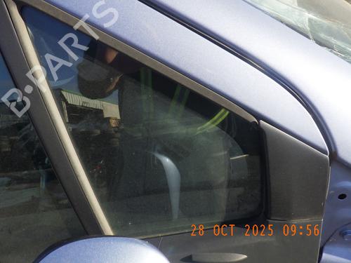 Used Front right quarter glass TOYOTA YARIS (_P13_) 1.5 Hybrid (NHP130_, NHP130) (101 hp) 29911018