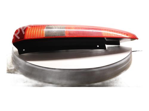 Used Left taillight FORD FUSION (JU_) 1.6 (100 hp) 31582601