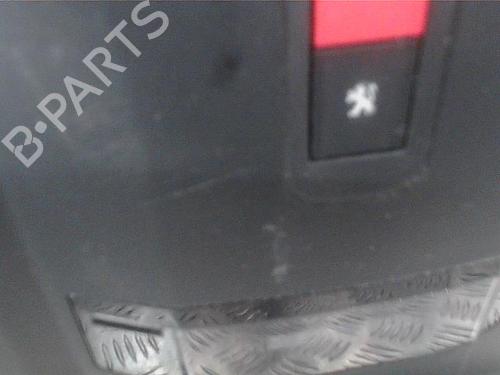 Interior roof light PEUGEOT 2008 II (UD_, US_, UY_, UJ_, UR_, UC_) 1.2 PureTech 130 (USHNS, URHNS) | BP24286714I8