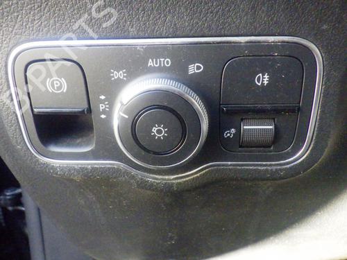 forlygtekontakt-mercedes-benz-gla-h247-2020-32021766 main image