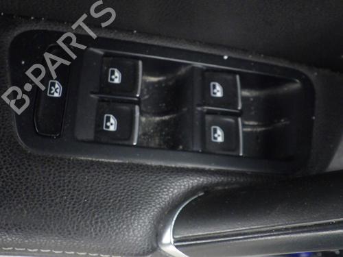 Used Left front window switch VW GOLF VII (5G1, BQ1, BE1, BE2) 2.0 TDI (150 hp) 30875464