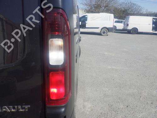 Used Right taillight Right taillight RENAULT TRAFIC III Van (FG_) 1.6 dCi 125 (FGMH) (125 hp) 33740697 33740697