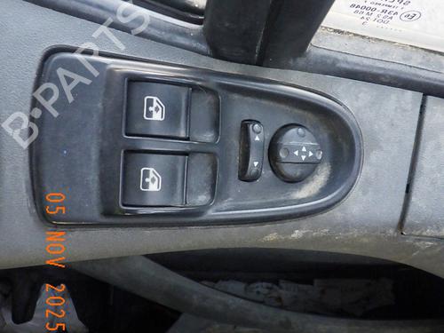 Venstre fortil elrude kontakt IVECO DAILY V Van 29S13, 29L13, 35C13, 35S13, 40C13, 40S13 (126 hp) 30170764