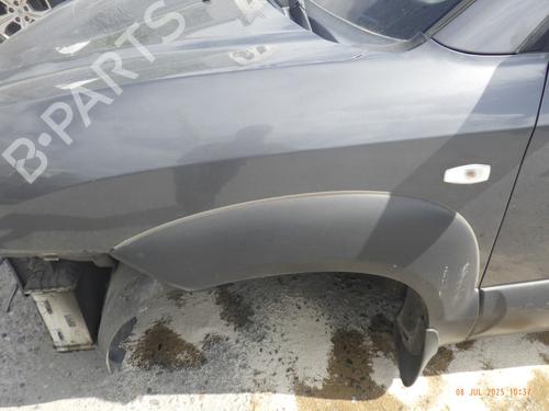 Used Left front fenders HYUNDAI TUCSON (JM) 2.0 CRDi All-wheel Drive (113 hp) 27338037