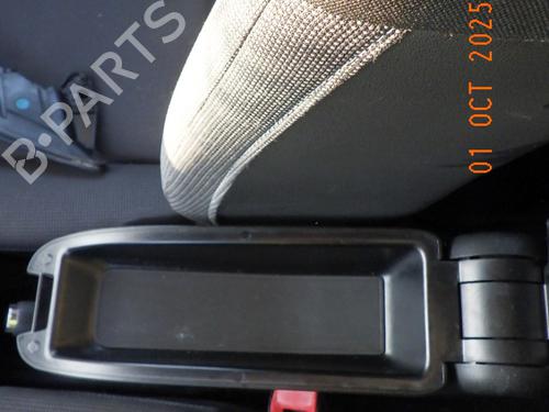Used Armrest / Center console Armrest / Center console CITROËN C4 CACTUS 1.2 THP 110 (110 hp) 29300852 29300852