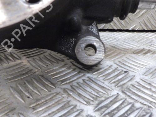 Used Left front steering knuckle Left front steering knuckle RENAULT MASTER III Van (FV) 2.3 dCi 145 FWD (FV0E, FV0F, FV0H, FV02, FV0M, FV0S,... (146 hp) 27483064 27483064