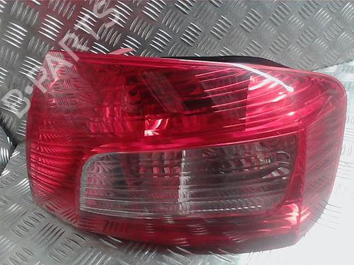 Used Right taillight PEUGEOT 407 (6D_) 1.6 HDi 110 (6D9HZC, 6D9HYC) (109 hp) 24285689