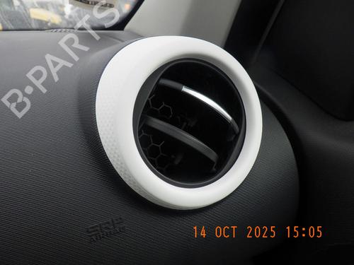Used Air vent RENAULT TWINGO III (BCM_, BCA_) 1.0 SCe 75 (73 hp) 29571097