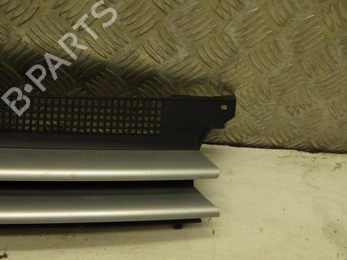 Used Grille Grille 36780752 36780752