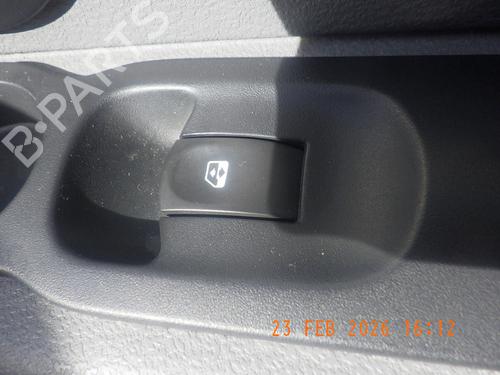 right-front-window-switch-renault-modus-grand-modus-fjp0_-2004-32440496 main image
