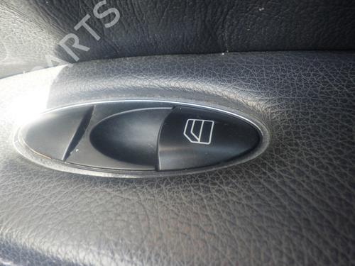 Used Right front window switch Right front window switch MERCEDES-BENZ E-CLASS (W211) E 220 CDI (211.006) (150 hp) 33993475 33993475