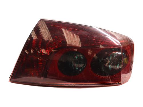 Høyre baklys PEUGEOT 407 (6D_) 2.0 HDi 135 (6DRHRH, 6DRHRE, 6DRHRG, 6DRHRJ) (136 hp) 30636565