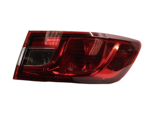 right-taillight-renault-clio-iv-bh_-2012-2013-2014-2015-2016-2017-2018-2019-2020-2021-35767730 main image