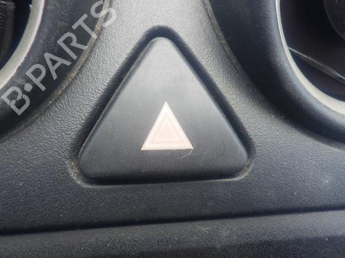 Comutador / Botão 4 piscas Comutador / Botão 4 piscas FORD FIESTA V (JH_, JD_) [2001-2014] 36399743 36399743