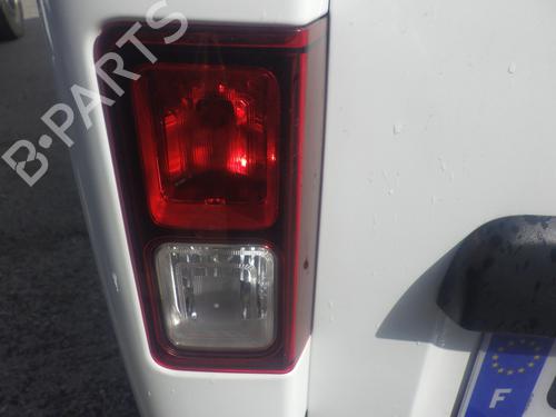 left-tailgate-light-renault-trafic-iii-van-fg_-2014-33628740 main image